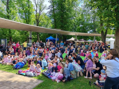 L�ze�sk� jarmark odstartoval Kulturn� l�to v Mal�ch l�zn�ch!